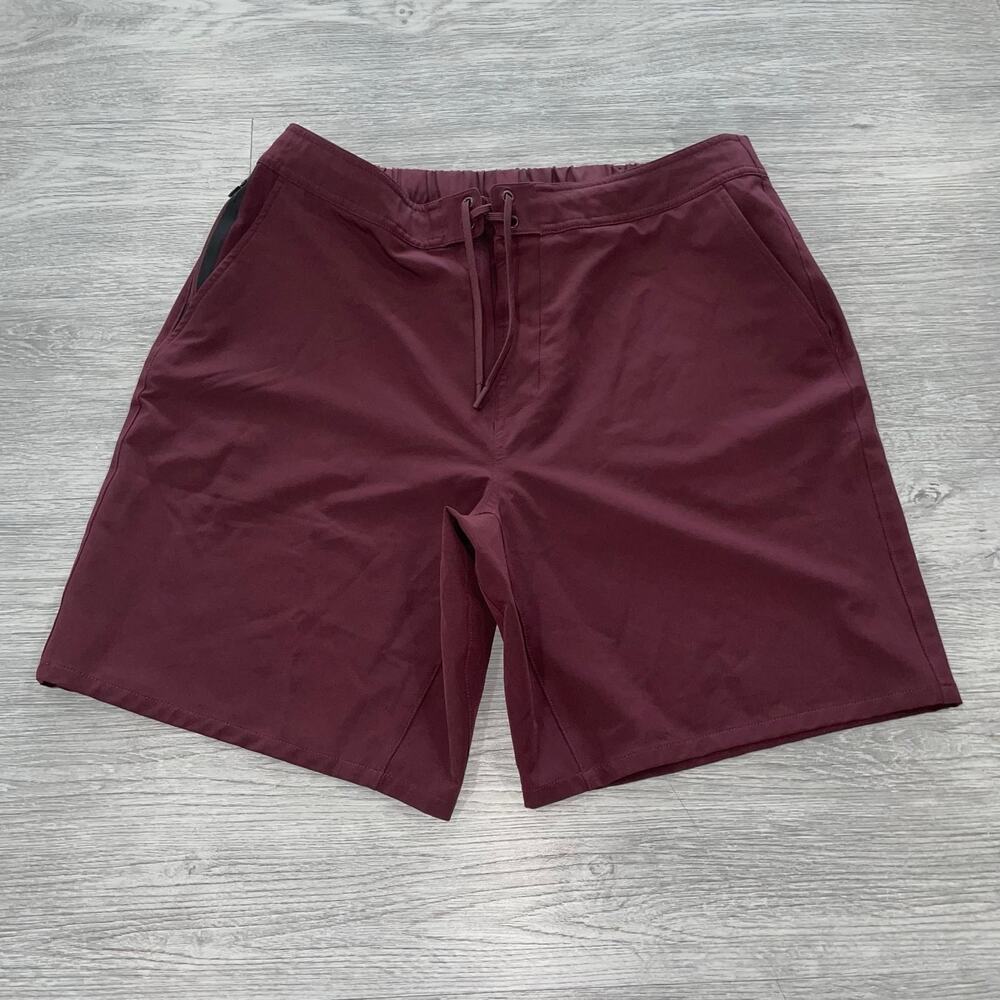 Ten Thousand Training The Foundation Short Shorts Red Gym Workout Mens Size XL